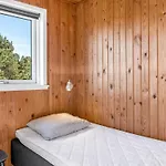 Dom wakacyjny Sara - 2-5km From The Sea By Interhome