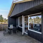 Dom wakacyjny Sara - 2-5km From The Sea By Interhome *